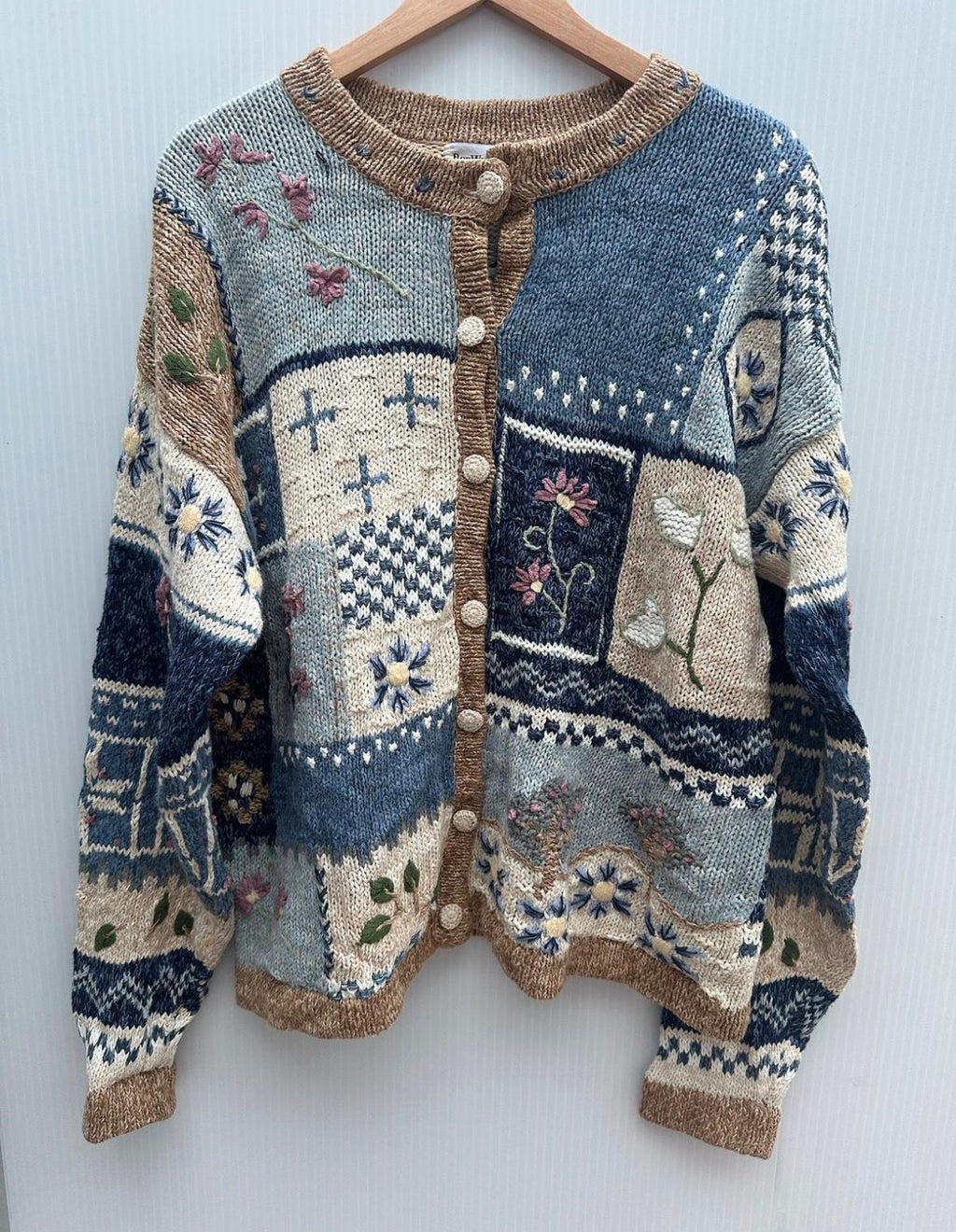 Pre Order 20 Pcs- Floral Knitwear